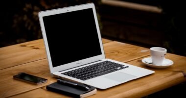 Photo Keywords: saas, ppc, agency Relevant image: Laptop screen